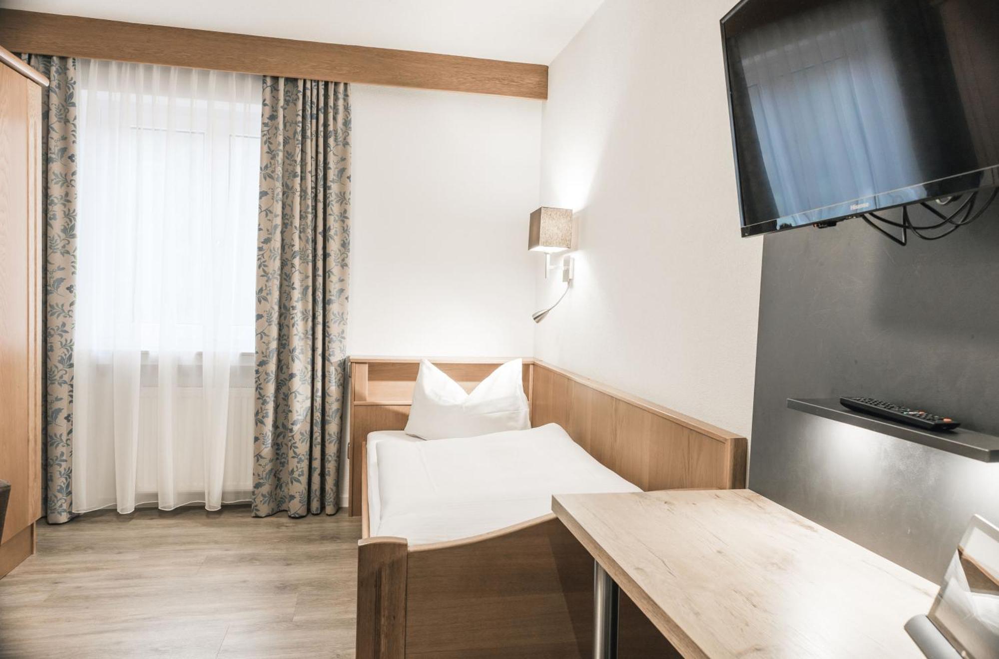 Landhotel Waldeck Fremdingen Exterior photo